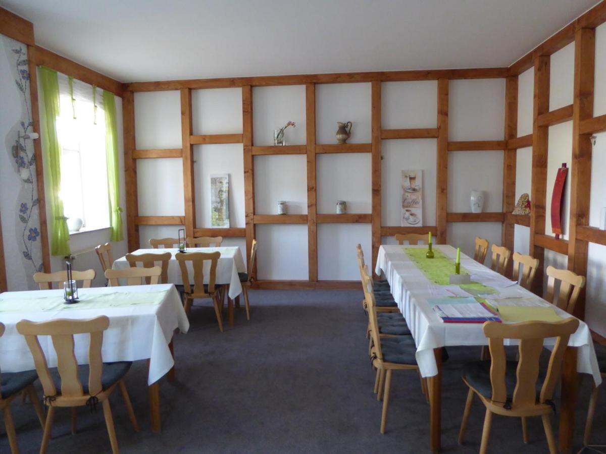 Landgasthaus Zur Muehlenwirtin เพเทอร์สฮาเกน ภายนอก รูปภาพ